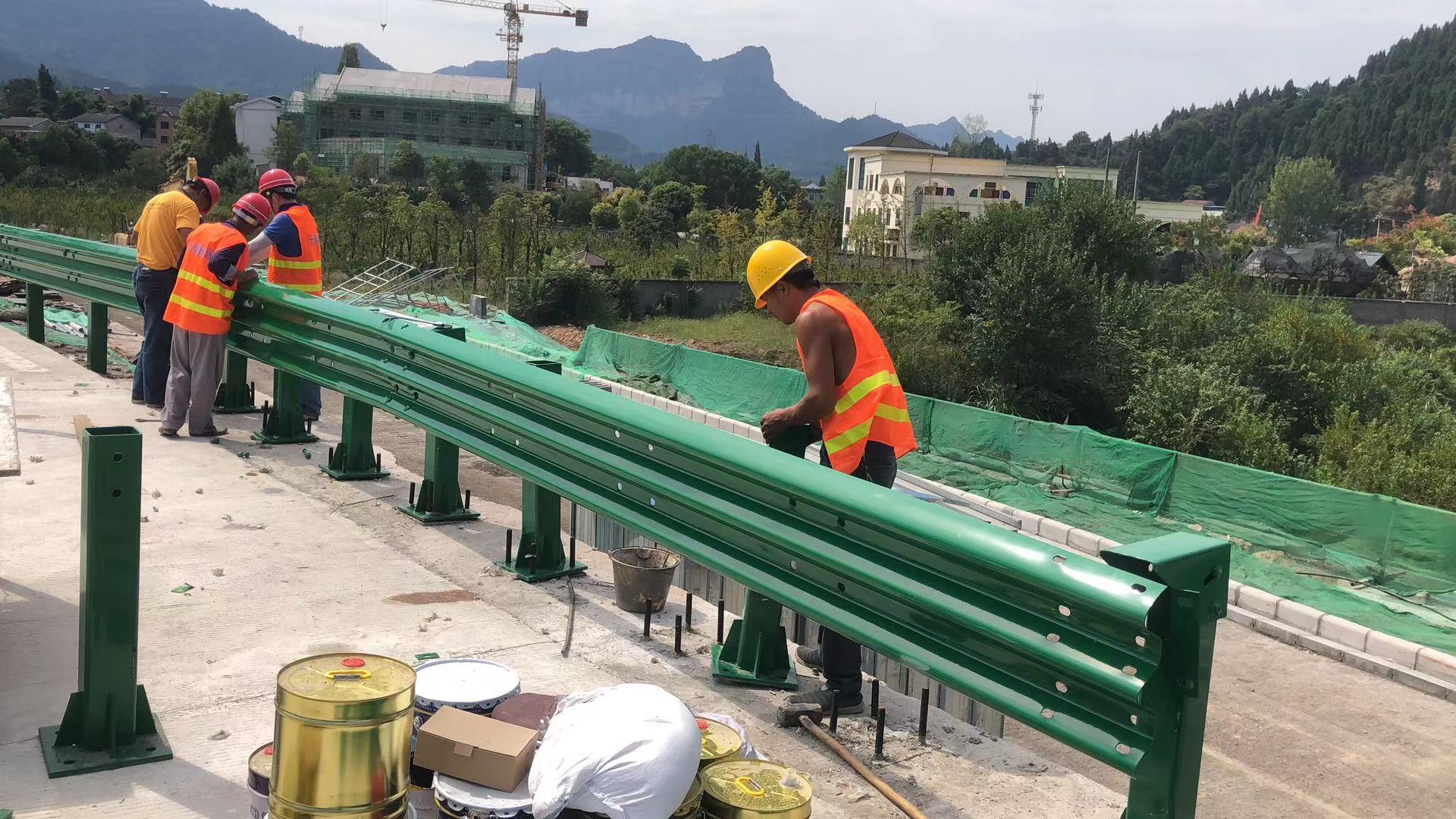 珙县高速公路波形护栏热镀锌波形护栏 - 推荐